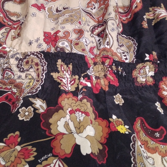🖤BEBE STUDDED SILK ASIAN Y2K FLORAL PAISLEY TOP WOMEN'S SIZE MEDIUM - Picture 7 of 7